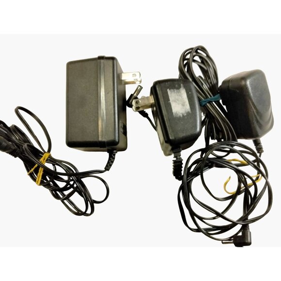 AC DC Adaptor Input 120V 60 Hz output 12 V 500mA mixed lot 3 untested - Picture 1 of 14